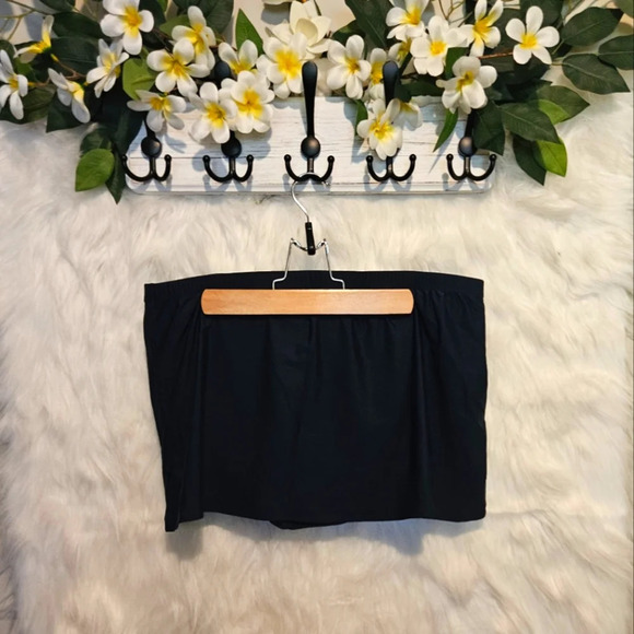 Christina Sporty Swim Skirt w/ attached bottoms - Picture 3 of 6